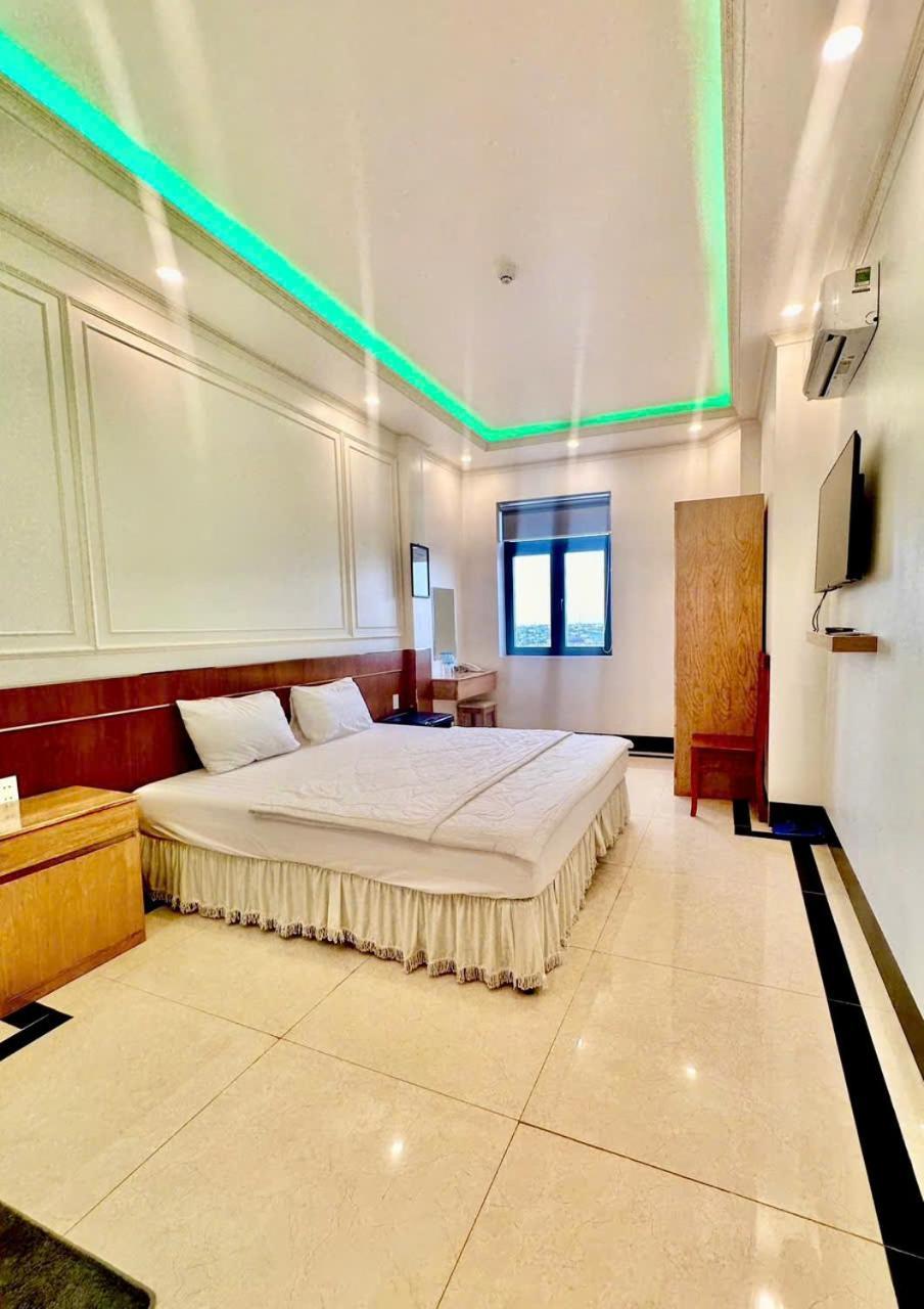 Hotel Phung Hoang Vu Bac Lieu Zewnętrze zdjęcie